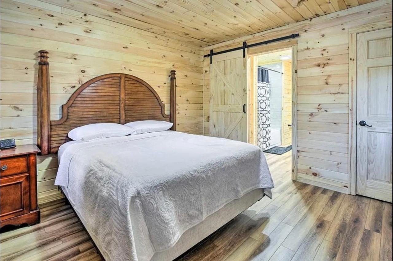Вилла Smokey Mountain Hideaway Гатлинбург Экстерьер фото