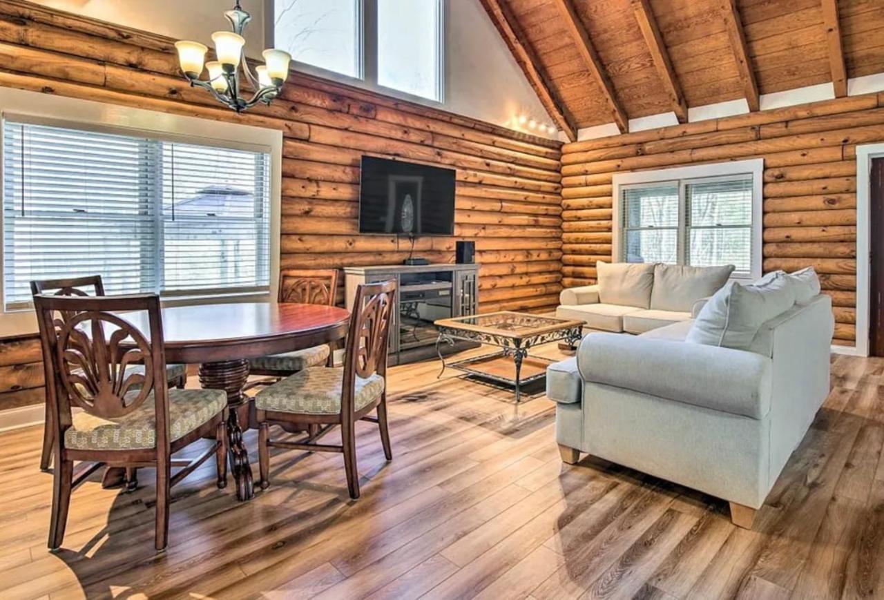 Вилла Smokey Mountain Hideaway Гатлинбург Экстерьер фото