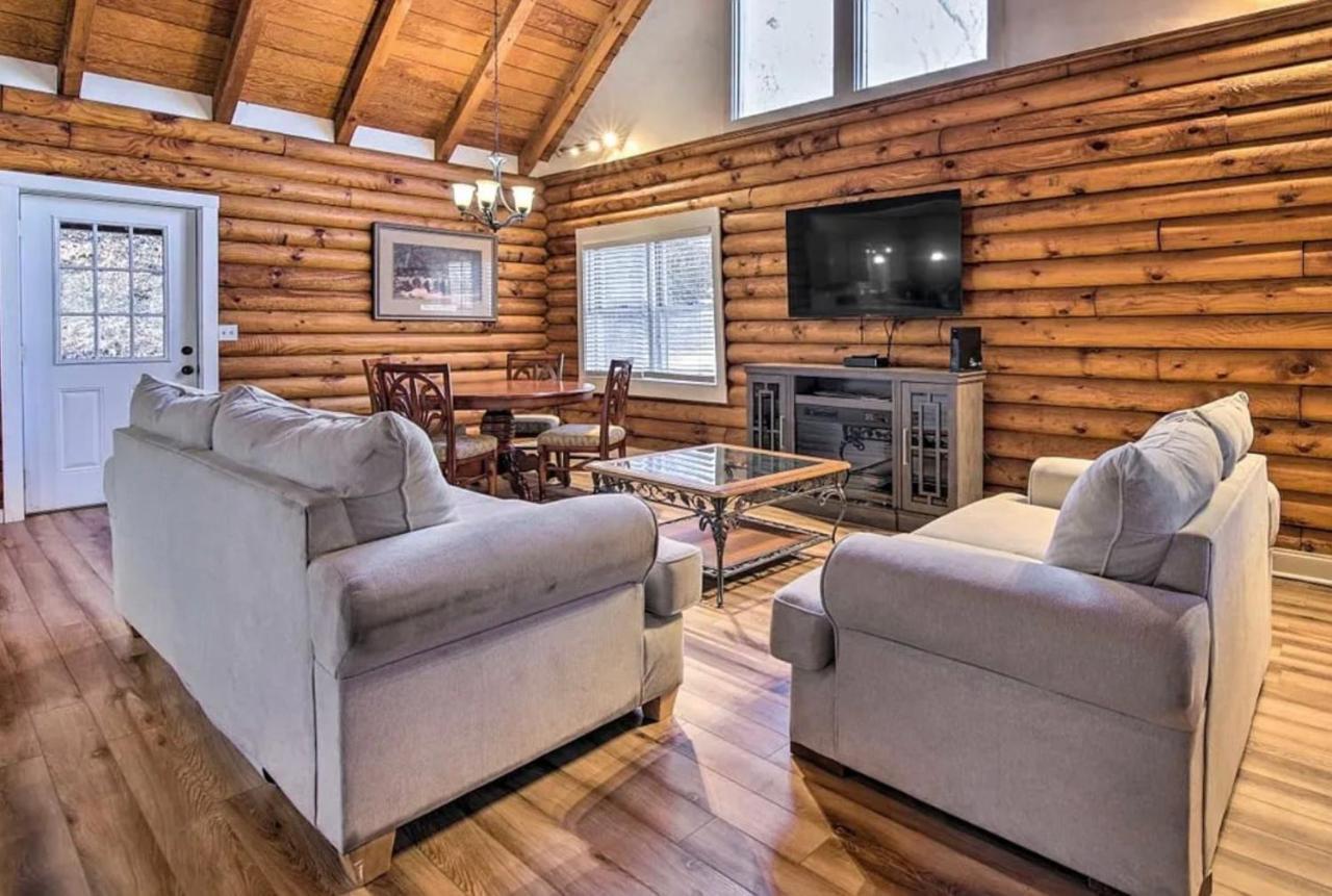 Вилла Smokey Mountain Hideaway Гатлинбург Экстерьер фото
